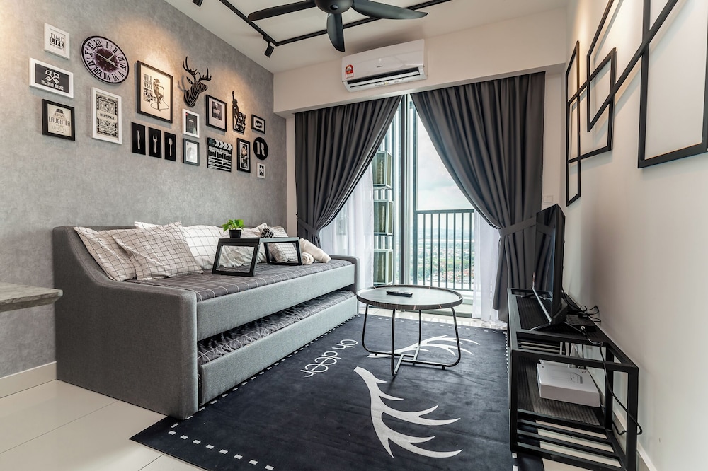 Edumetro by Manhattan Group