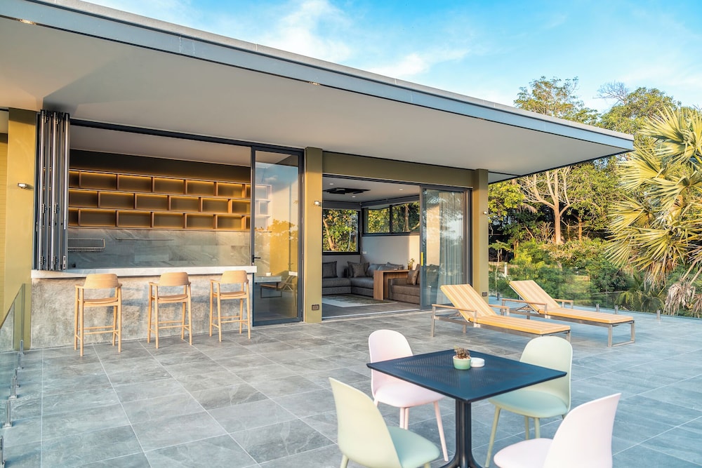 Merbrisa Rayong 4BR - Ao khai beachfront