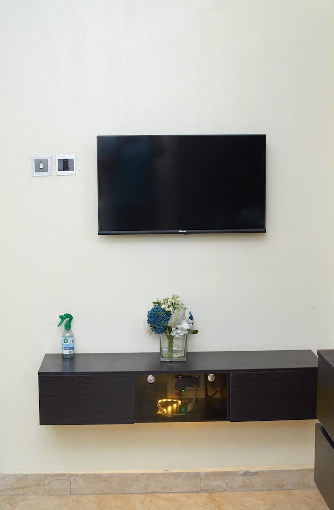 Beautiful 2-bed Apartment in Lekki