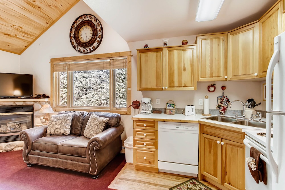 Estes Park Condos - Property Image 225