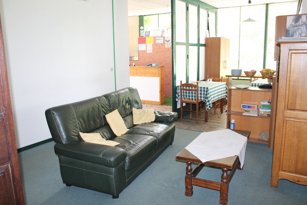 Pau Vacations - Hotel Montilleul - Property Image 13