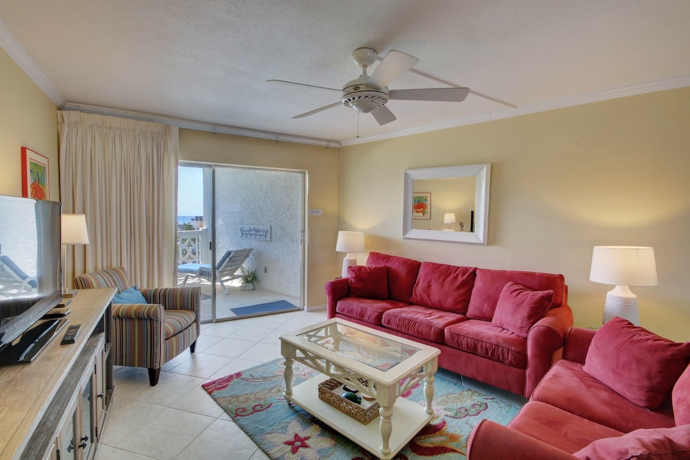255 El Matador 1 Bedroom Condo