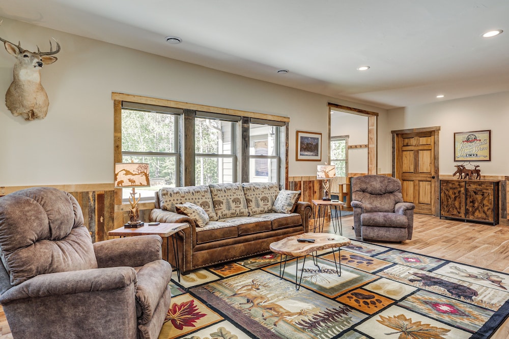 Near Hiking & Snowmobile Trails: Wabeno Cabin!