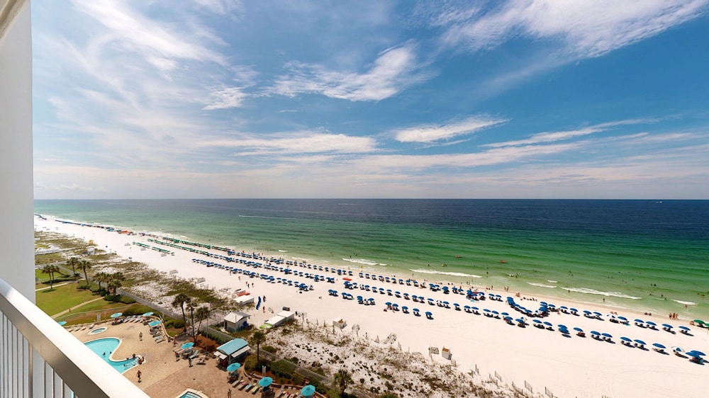 Silver Beach 1104w 3 Bedroom Condo