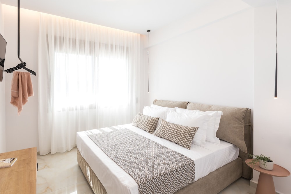 Villa Santa Irini 2 - With Heated Pool