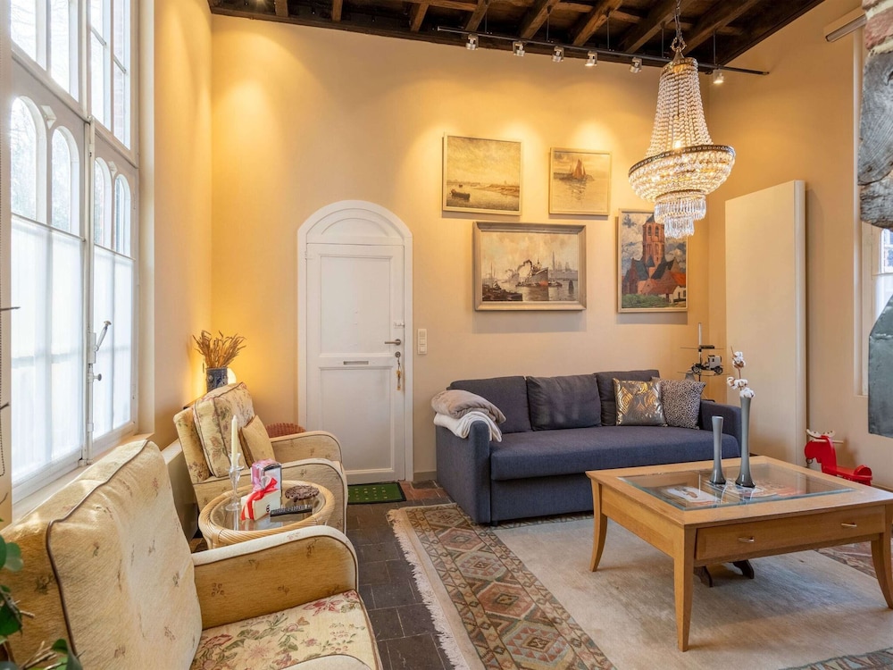 Apartment in Kruibeke Wissekerke Castle