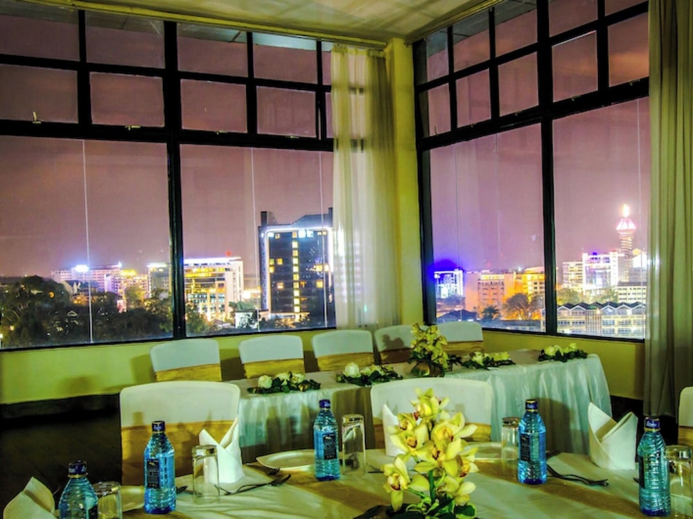meeting & event spaces