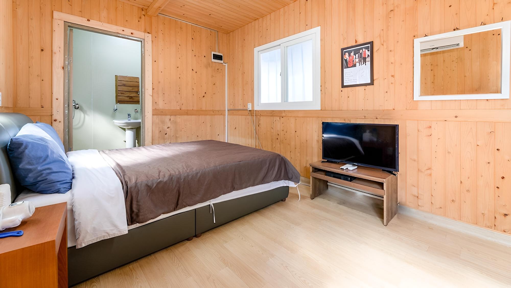 Yeosu Geumo Island Joy Pension view 4