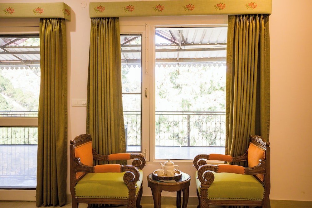 Alaya Stays Captains Nest 3 BHK Retreat With Garden & Scenic Views