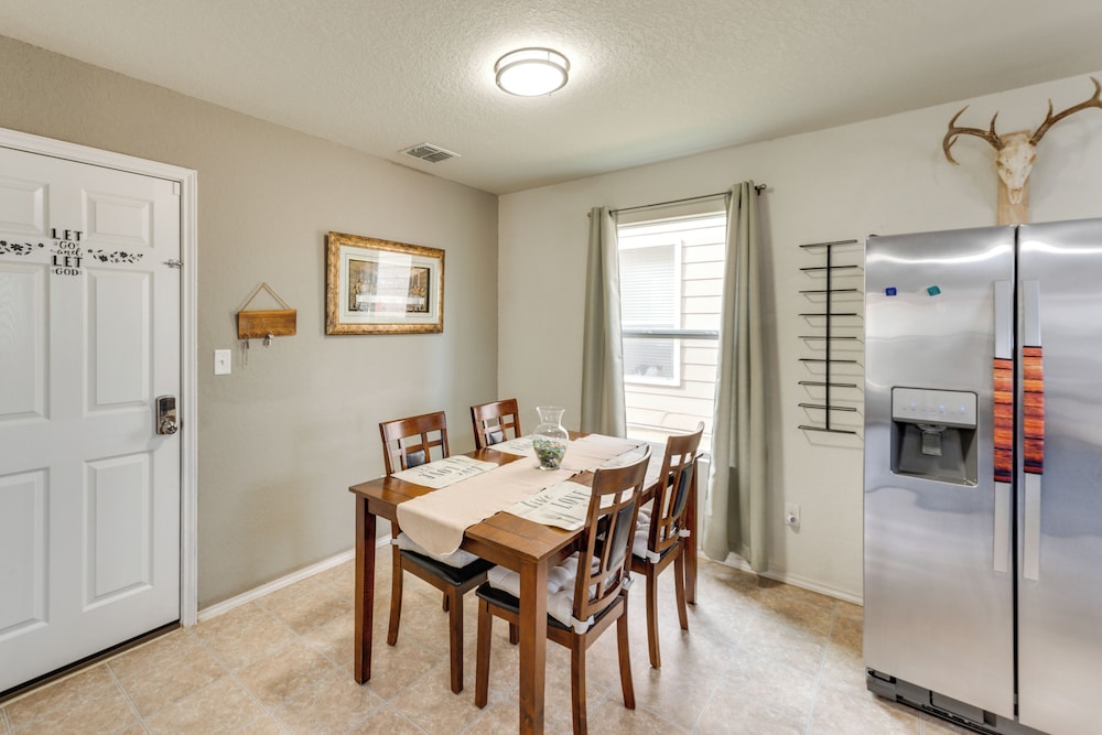 Near Hiking Trails: Home w/ Deck in San Antonio!