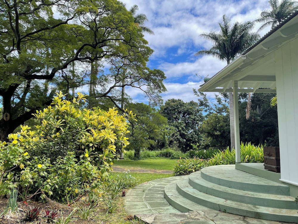 Pahala Plantation Cottages