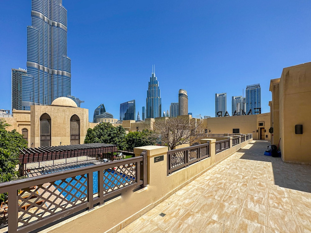 HiGuests - Souk Al Bahar