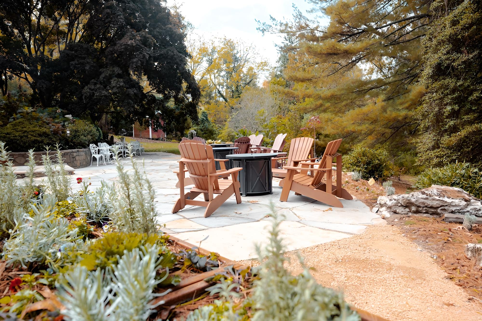The Applewood Manor