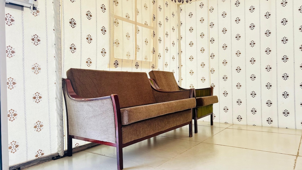 Unity Sunrise Resort Best Hotel Near Statue of Unity