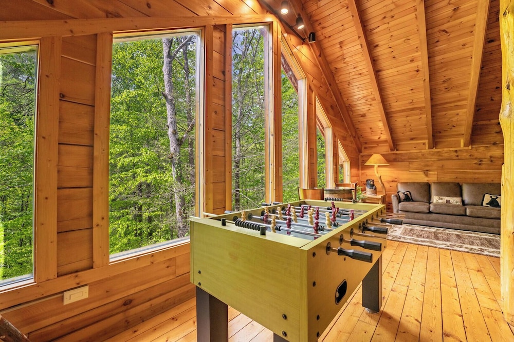 Smoky Bear Cabin