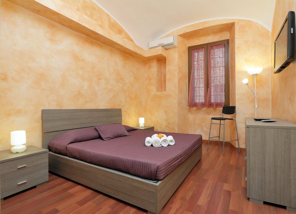 LuckyDomus Esquilino apartment