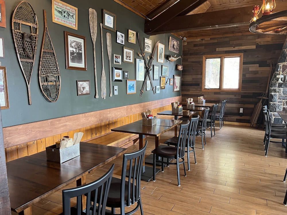 Cascade Lodge