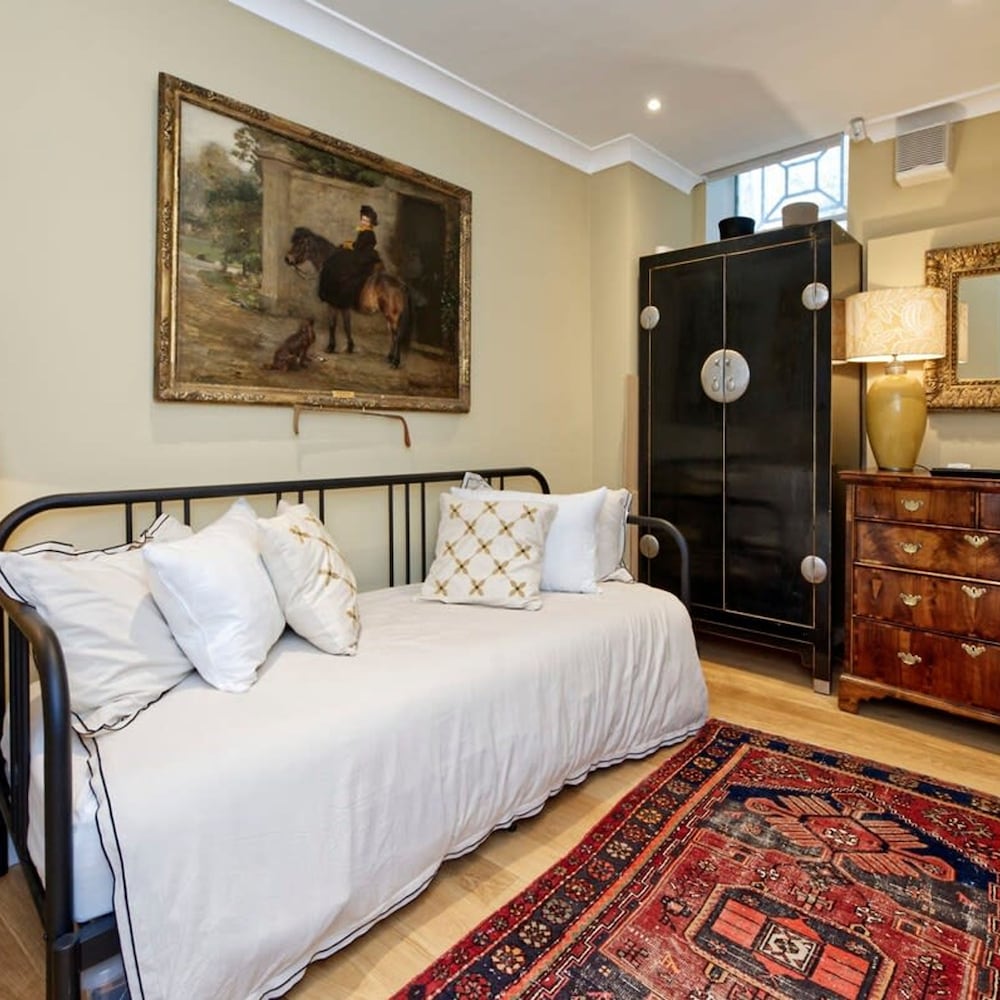 Gorgeous 4-bed House Near Museums Hyde Park