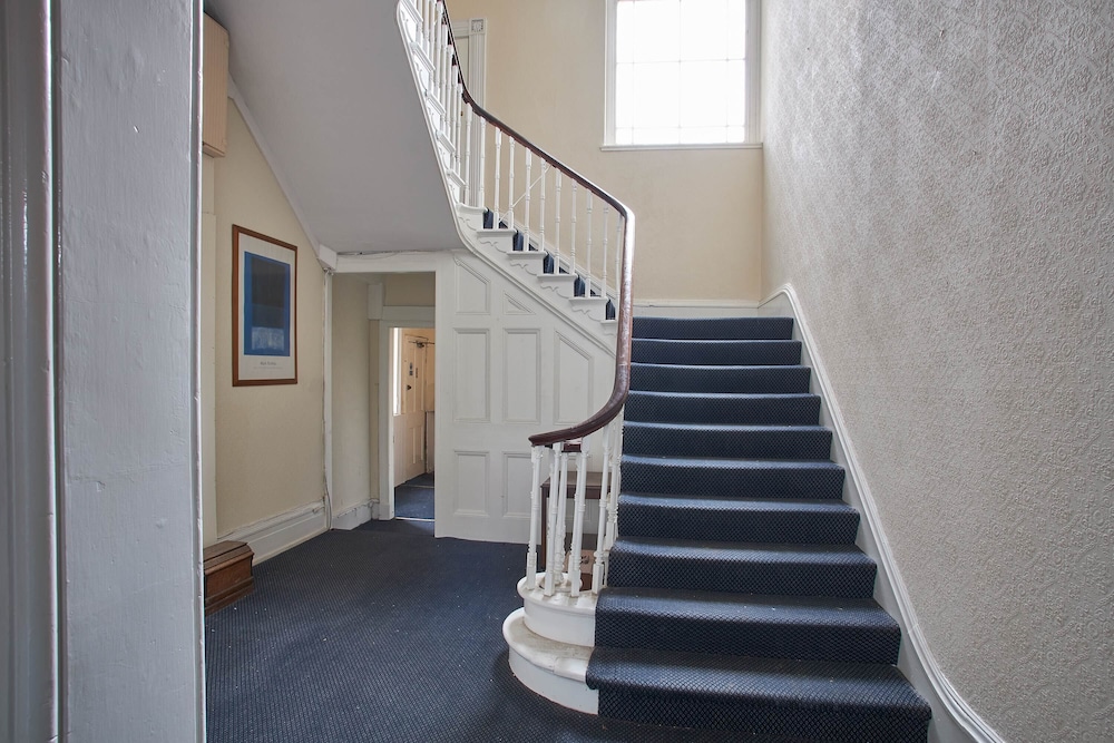 Britannia Mansions