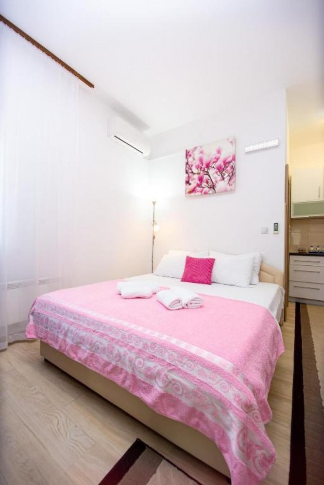Studio With Shared Pool in Pr anj Montenegro view 3