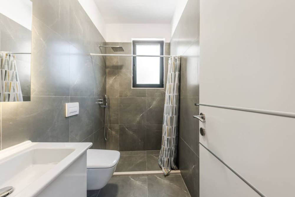 Exclusive Seafront Apartments Apartment 1