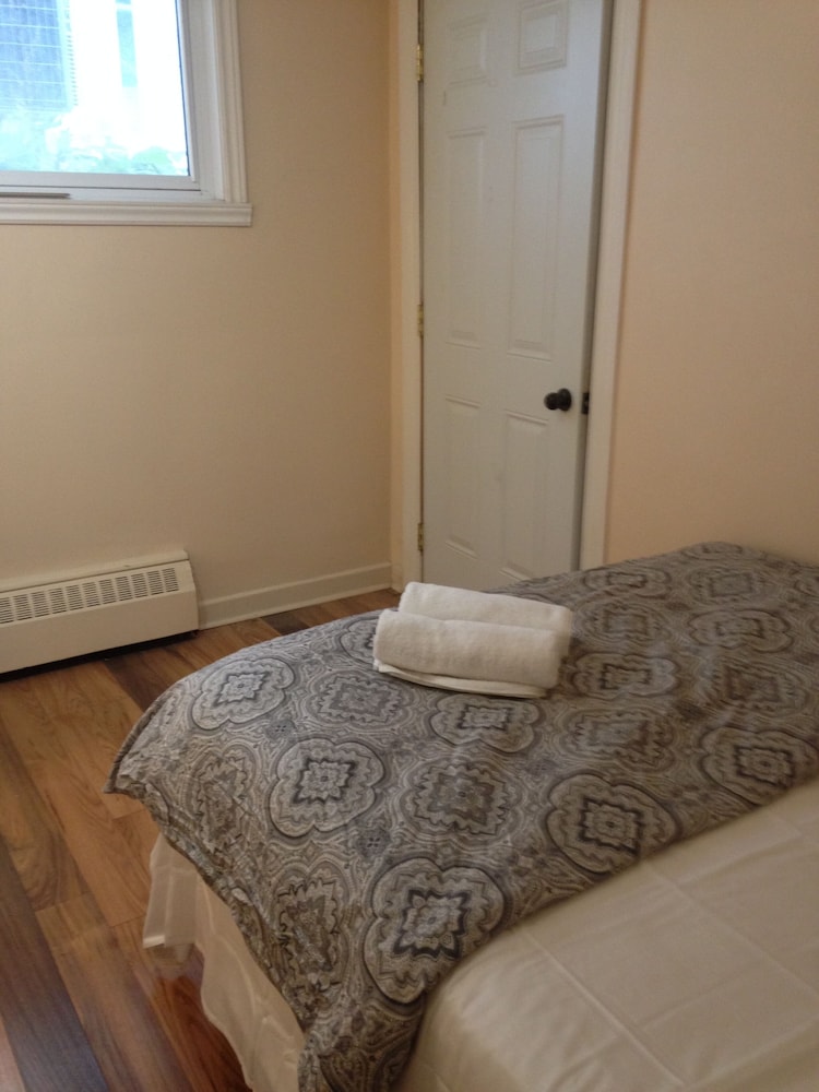 Three BDR 6Mins DownTown 17Mins Airport - Image 5