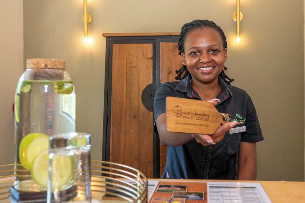 Bushbaby Valley Lodge