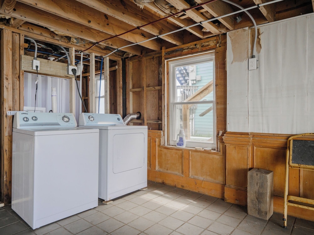 Seahorse Sound by Topsail Realty