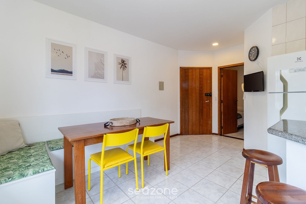 Fully Equipped Apartments Just Minutes From Jurere Beach - CIE