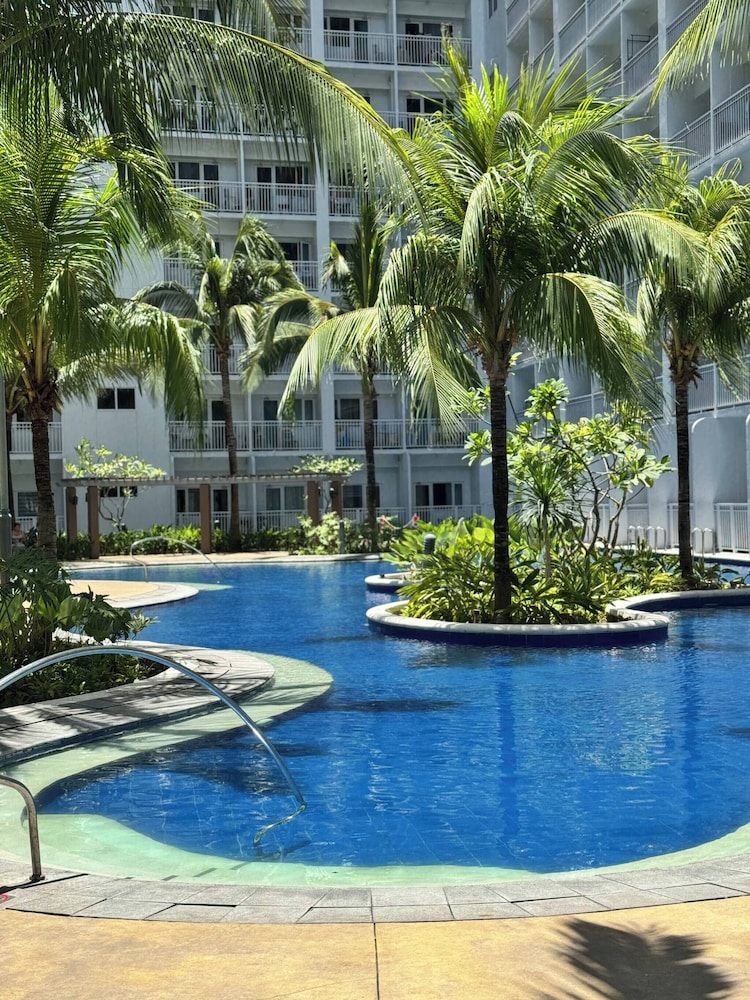 Relax in Pasay City's Best Kept Secret - Spacious Condo With Garden View