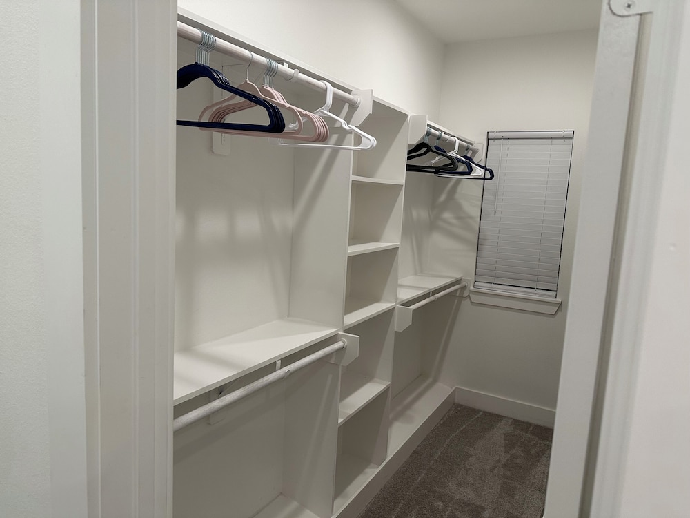 Luxury 3BR for Families Nurses and Group