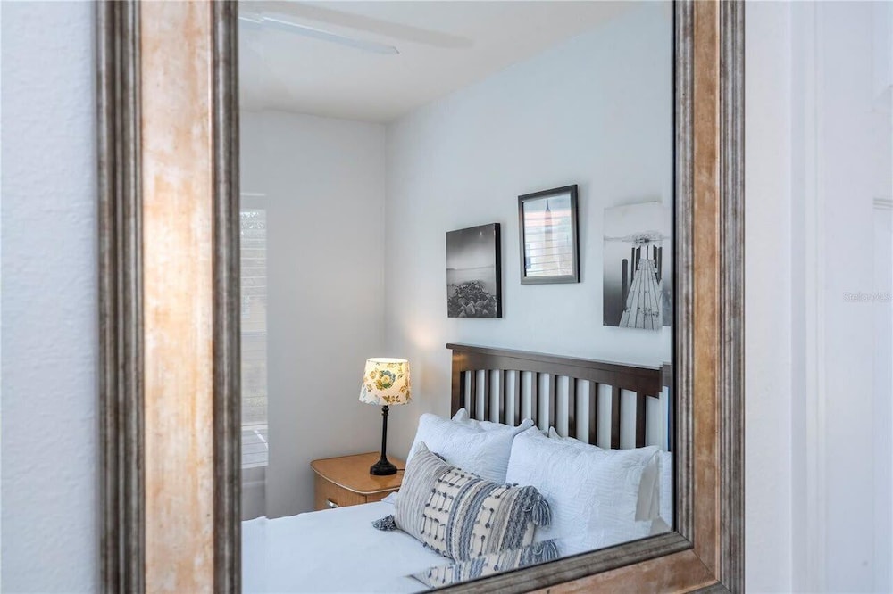 Bright 3B w Pool Close to Disney Encantada 8545
