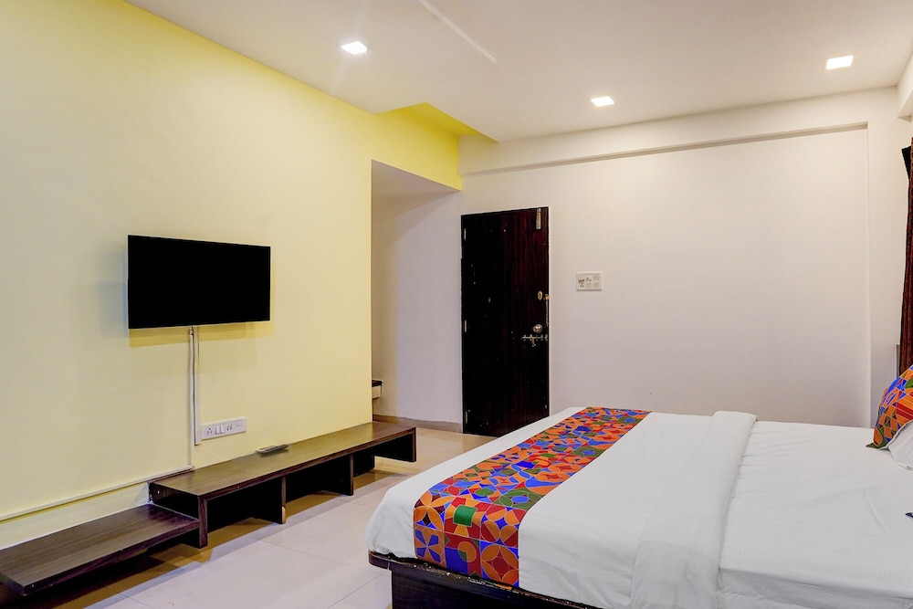 FabHotel Paradise Stay Inn