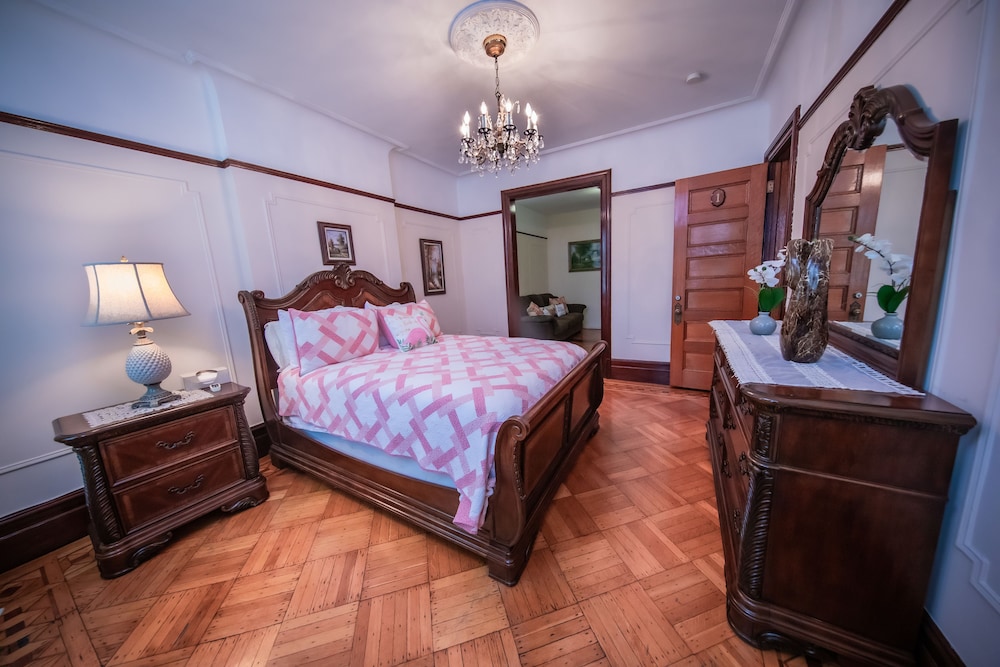 Lefferts Gardens Residence B&B