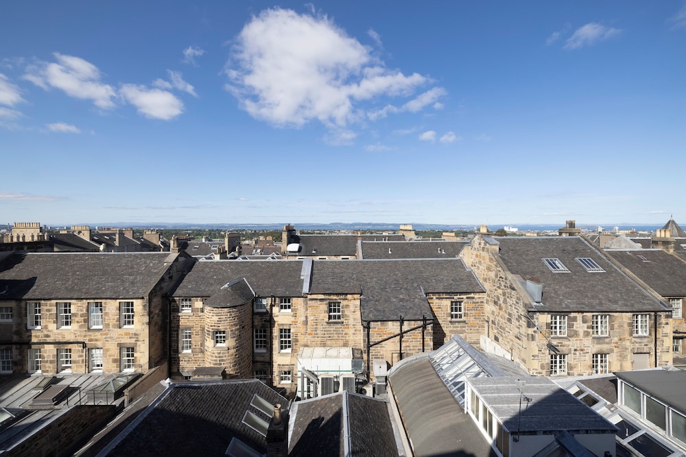 Inviting Flat near City Centre