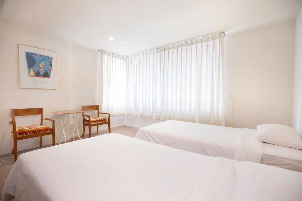 Ocean View 3BR Apartment ANDC 100-2