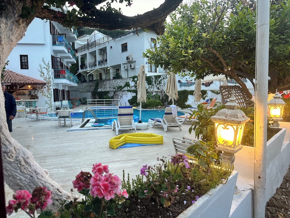 La Boutique Ipek - Image 16