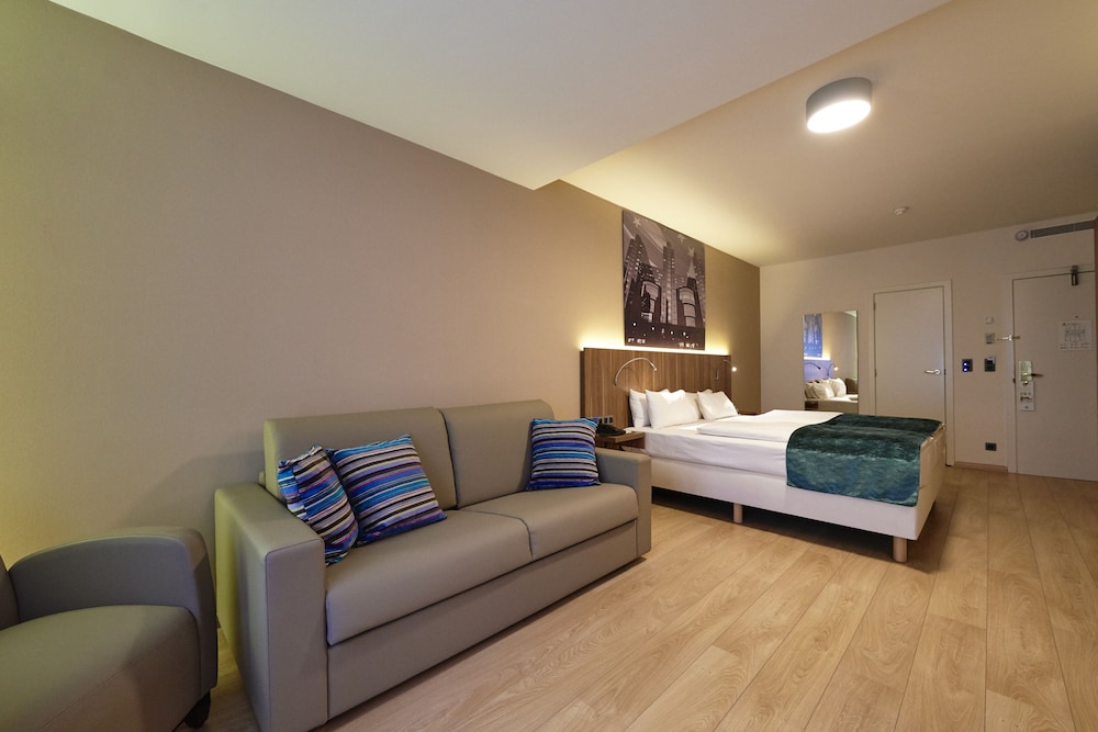 Holiday Inn Brussels Schuman by IHG