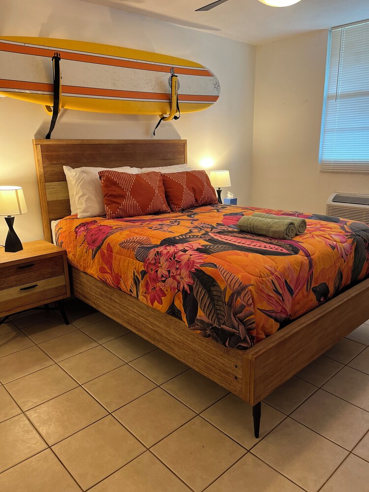 2 Bedroom Condo Pool and Beach Access