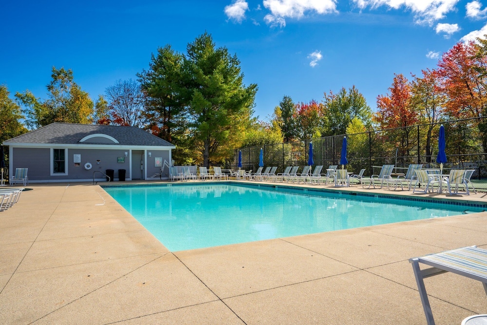 Captains Cottage Sleeps 6!