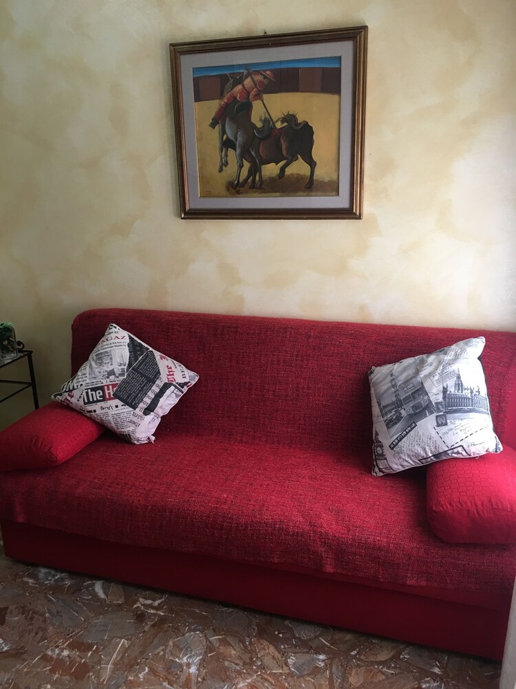 Damiani & Sister Guest House