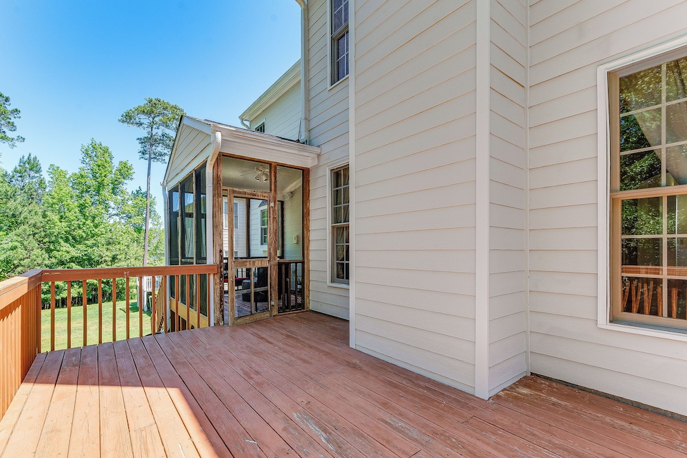Fire Pit + Pool Access: Quiet Holly Springs Home