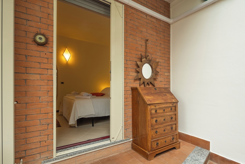 Bonaria Boutique House Ac Cinque Terre