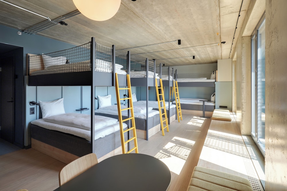 Vantaa Vacations - Comfort Hotel Helsinki Airport - Property Image 8