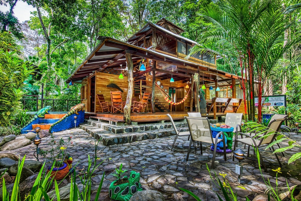 Congo Bongo EcoVillage Costa Rica