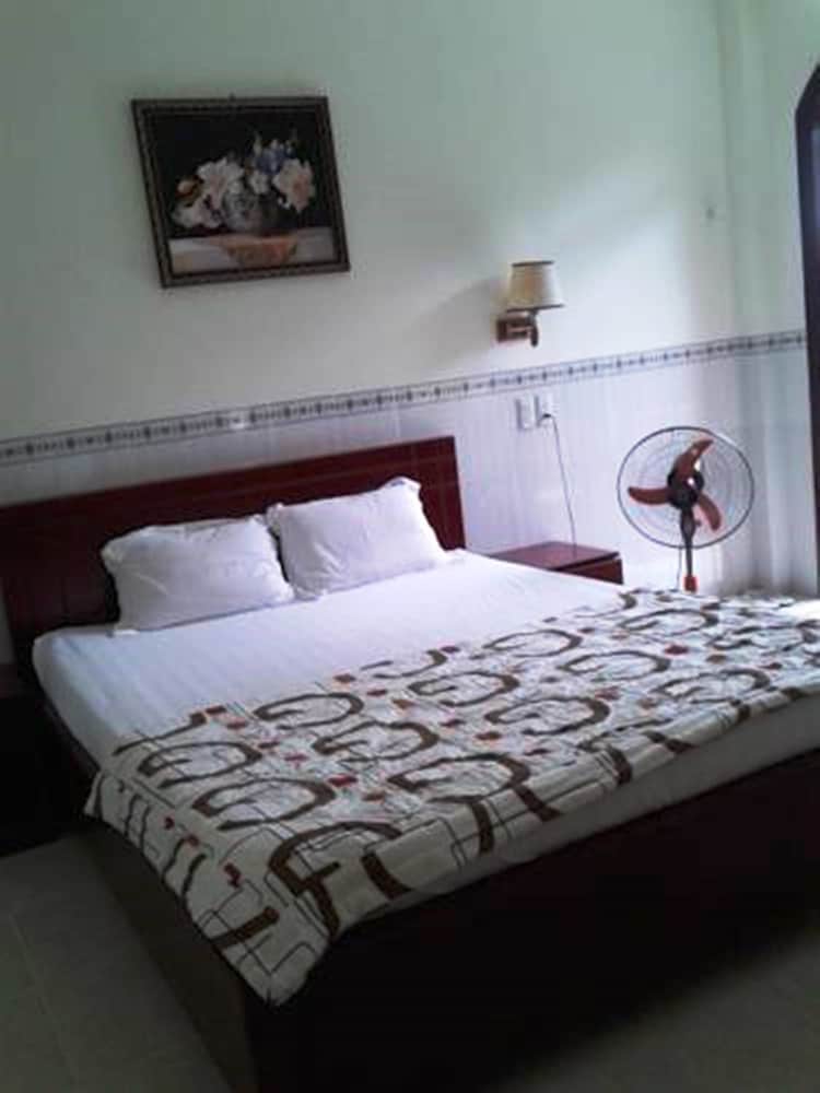 Ha Nga Bungalow