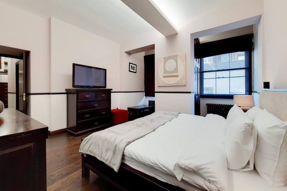 Magnificent 2 Bedroom Apartment In Belgravia view 3