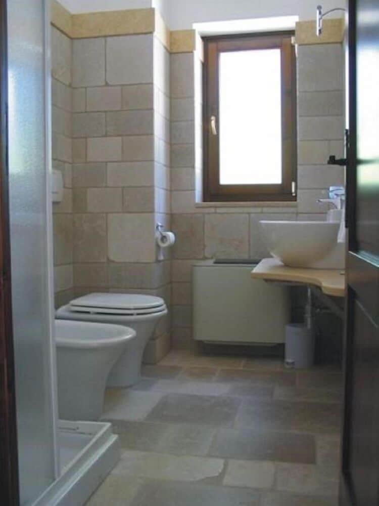 Photo 28
