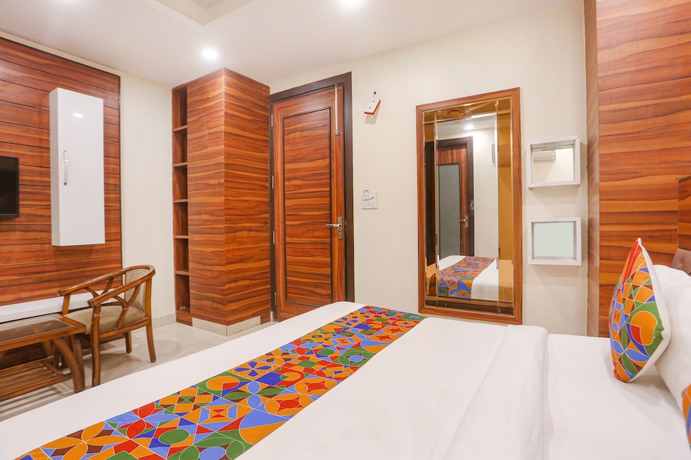 Fabhotel Gold Inn
