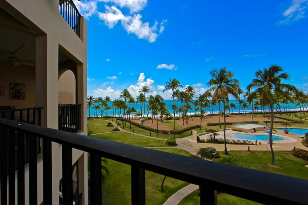 Sea Haven Serenity Villa in Crescent Beach Cb219 view 4